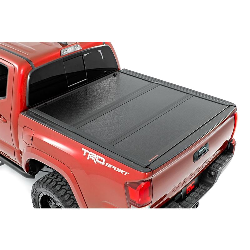 Rough Country Tacoma Low Profile Hard Tri-Fold Tonneau Cover 16-20 ...